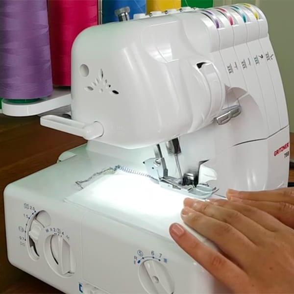Liebe deine Ovi Dein Overlock Nähkurs für Anfänger und Alle, die professionell an der Overlock
